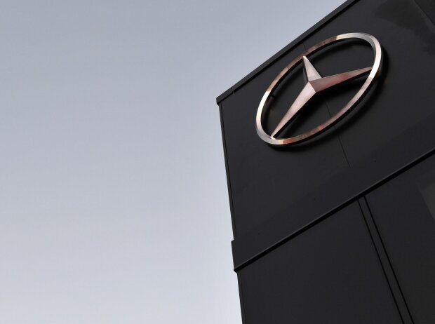 Titel-Bild zur News: Mercedes-Stern