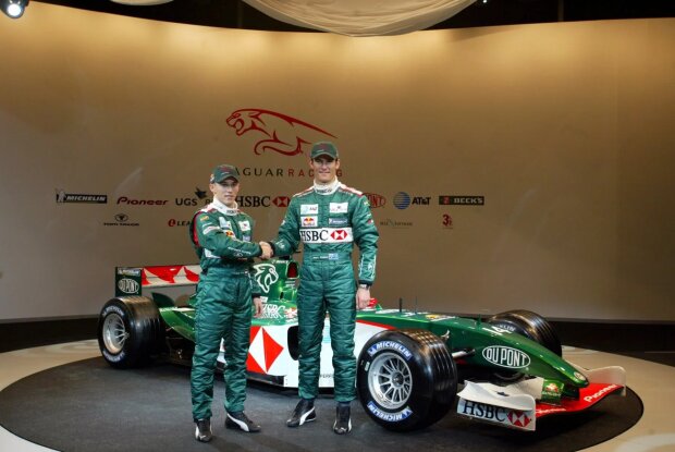 Mark Webber Christian Klien Red Bull Aston Martin Red Bull Racing F1 ~Mark Webber und Christian Klien ~ Mark Webber Christian Klien Red Bull Aston Martin Red Bull Racing F1 ~Mark Webber und Christian Klien ~