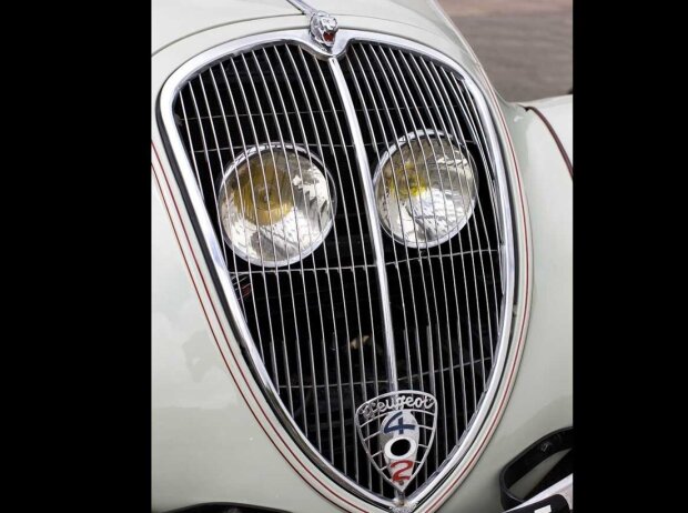 Peugeot 402 (1935 bis 1942) Peugeot 402 (1935 bis 1942)