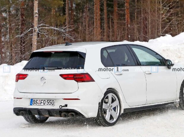 VW Golf R (2020) als Erlkönig VW Golf R (2020) als Erlkönig