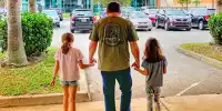Ryan Newman mit seinen Töchtern Brooklyn und Ashlyn
