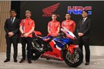 Yoshishige Nomura (HRC-Präsident), Alvaro Bautista, Jaume Colom (Teammanager), Leon Haslam und Noriaki Abe (Honda-Manager)