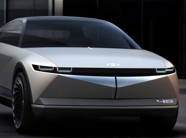Hyundai 45 (2019) Hyundai 45 (2019)