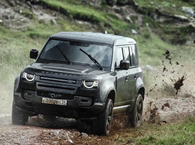 Land Rover Defender (2020)