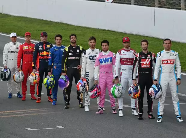 Formel-1-Fahrer 2020 beim Gruppenbild Titel-Bild zur News: Formel-1-Fahrer 2020 beim Gruppenbild