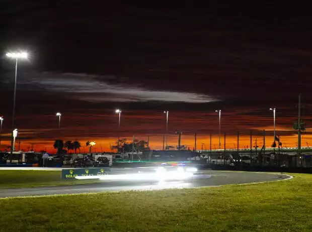 Renn-Action bei den 24h Daytona 2020 Titel-Bild zur News: Renn-Action bei den 24h Daytona 2020