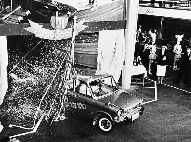 60 Jahre Mazda R360 Coupé 60 Jahre Mazda R360 Coupé
