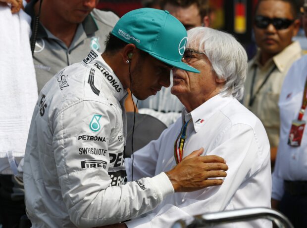 Lewis Hamilton, Bernie Ecclestone