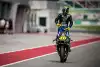 Bild zum Inhalt: "Fast wie bei RoboCop": Rossi öffnet privates Archiv mit Rennanzügen