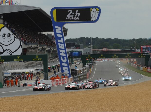 Titel-Bild zur News: 24h Le Mans, Start