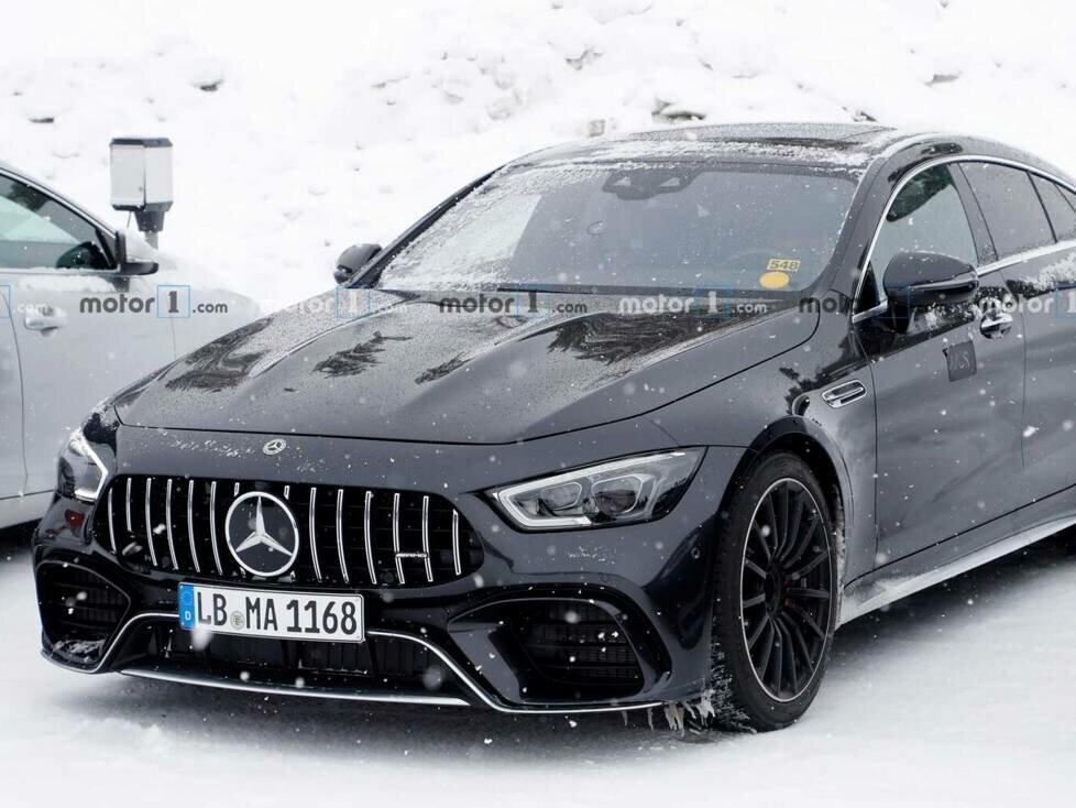 Mercedes-AMG GT 73 Viertürer als Erlkönig