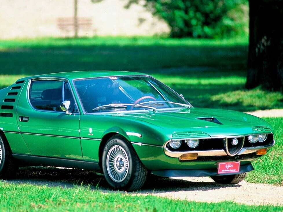 Alfa Romeo Montreal