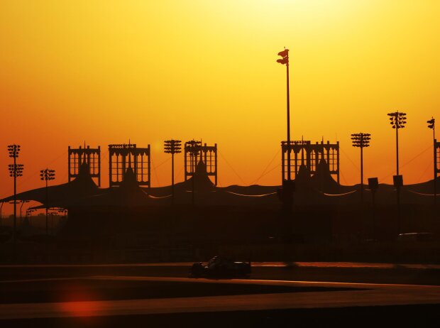 Sonnenuntergang am Bahrain International Circuit