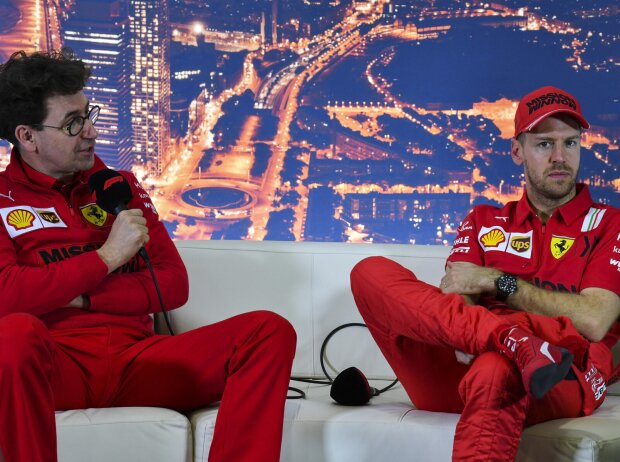 Titel-Bild zur News: Mattia Binotto, Sebastian Vettel