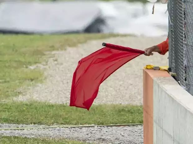 Rote Flagge Titel-Bild zur News: Rote Flagge