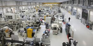 Mercedes-Motorenfabrik für Kampf gegen Corona umfunktioniert