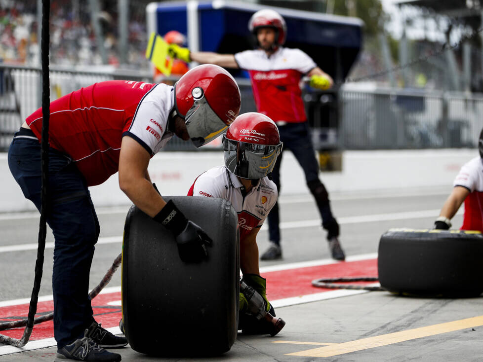 Alfa-Romeo-Crew