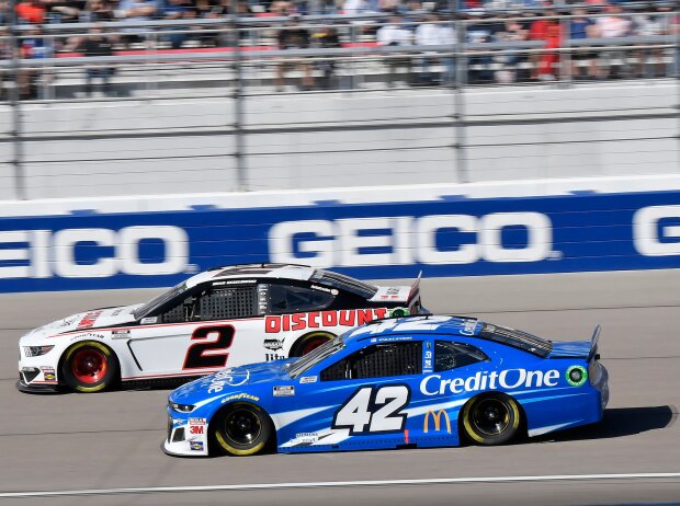 Brad Keselowski, Kyle Larson