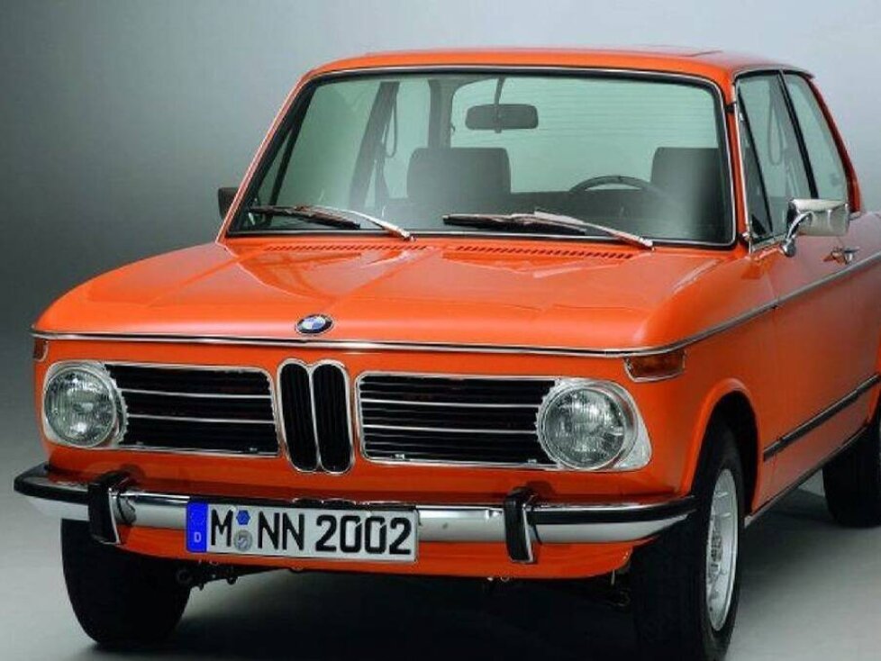 Klassischer BMW 2002 tii feiert seine Wiederbelebung