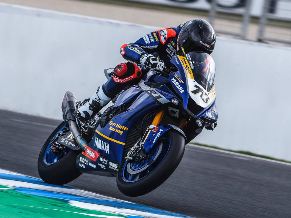 Loris Baz