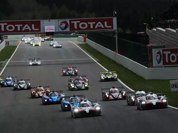 Mike Conway, Kamui Kobayashi, Kazuki Nakajima, Fernando Alonso Titel-Bild zur News: Mike Conway, Kamui Kobayashi, Kazuki Nakajima, Fernando Alonso