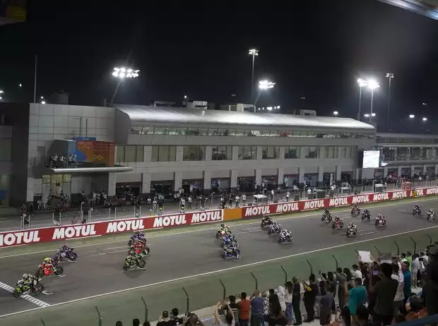 WSBK Start Doha Titel-Bild zur News: WSBK Start Doha