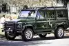 Bild zum Inhalt: Land Rover Defender mit Corvette-Motor und Degustations-Ausrüstung