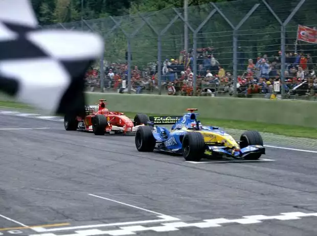 Fernando Alonso, Michael Schumacher Titel-Bild zur News: Fernando Alonso, Michael Schumacher
