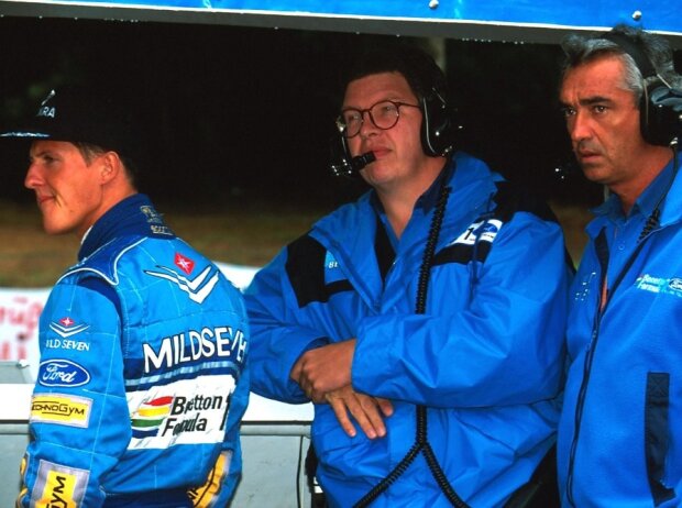 Titel-Bild zur News: Michael Schumacher, Ross Brawn, Flavio Briatore, Spa 1994