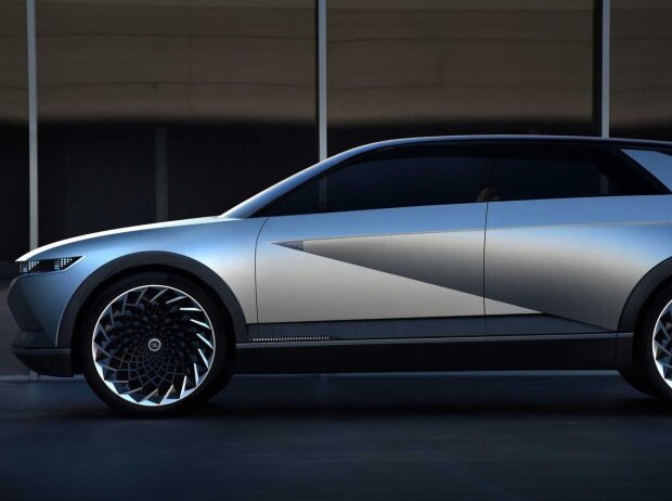 Hyundai 45 (2019) Hyundai 45 (2019)