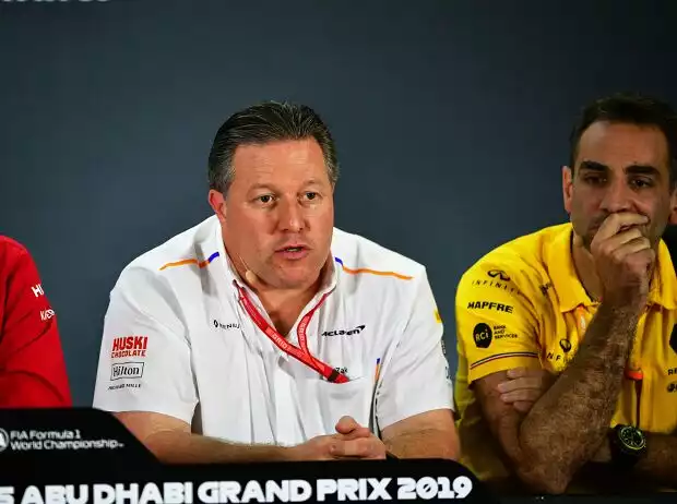 Mattia Binotto, Zak Brown, Cyril Abiteboul Titel-Bild zur News: Mattia Binotto, Zak Brown, Cyril Abiteboul