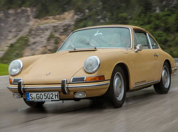 Porsche 911 (1966)