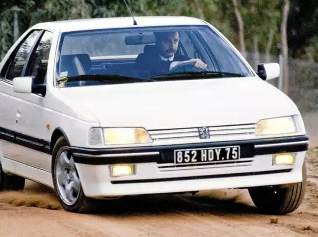 Peugeot 405 Mi16 Titel-Bild zur News: Peugeot 405 Mi16