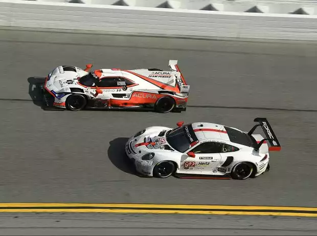 Juan Pablo Montoya, Simon Pagenaud, Laurens Vanthoor, Earl Bamber Titel-Bild zur News: Juan Pablo Montoya, Simon Pagenaud, Laurens Vanthoor, Earl Bamber