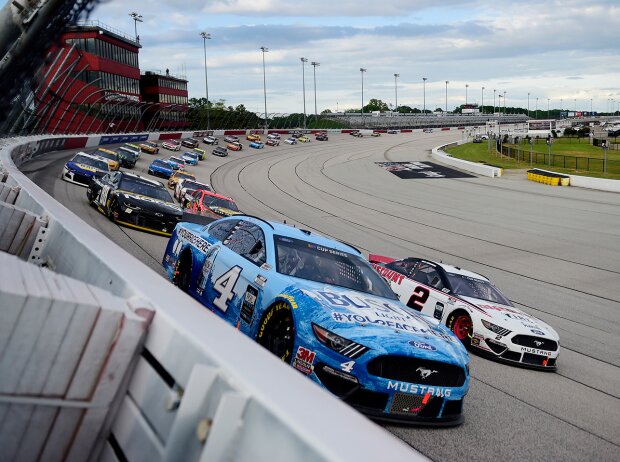 Kevin Harvick, Brad Keselowski