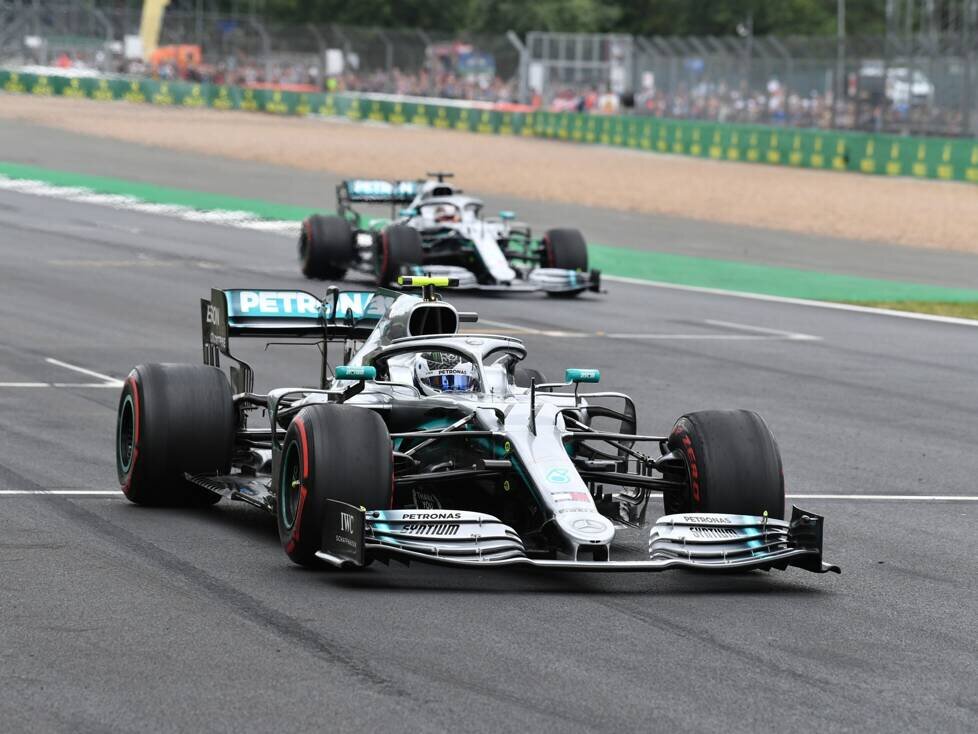 Valtteri Bottas, Lewis Hamilton