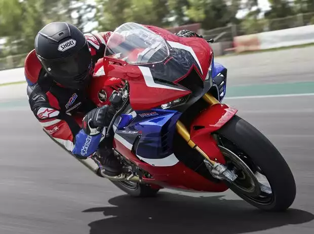 Titel-Bild zur News: Honda Fireblade RR-R