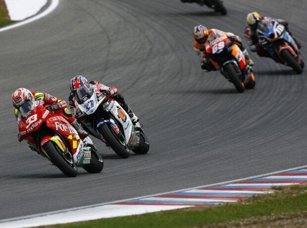 Nicky Hayden, Marco Melandri, Kenny Roberts, Casey Stoner Nicky Hayden, Marco Melandri, Kenny Roberts, Casey Stoner