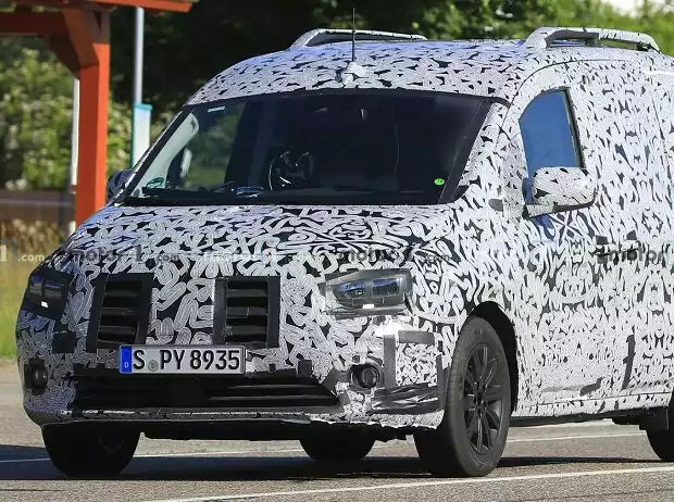 Mercedes Citan (2021) auf neuen Erlkönigbildern Titel-Bild zur News: Mercedes Citan (2021) auf neuen Erlkönigbildern