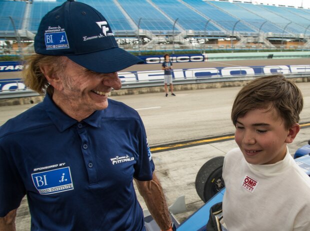 Titel-Bild zur News: Emerson Fittipaldi mit Sohn Emerson Fittipaldi jun.