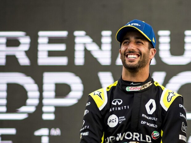 Get Formel 1 Renault Fahrer 2020 Background
