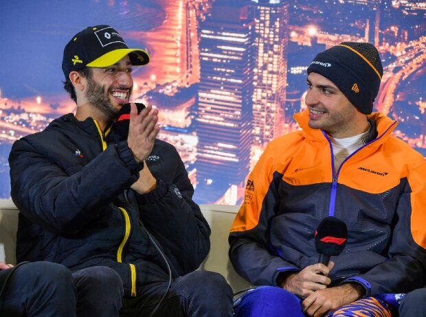 Daniel Ricciardo, Carlos Sainz Daniel Ricciardo, Carlos Sainz