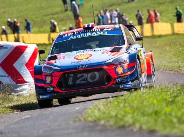 Thierry Neuville, Nicolas Gilsoul Thierry Neuville, Nicolas Gilsoul