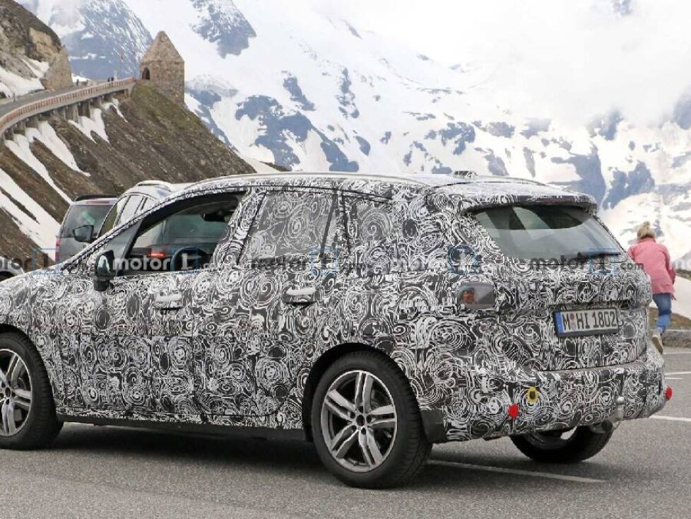 BMW 2er Active Tourer auf neuen Erlkönigbildern