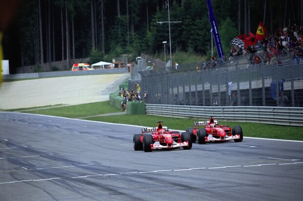 Michael Schumacher Rubens Barrichello Ferrari Ferrari F1 ~Michael Schumacher und Rubens Barrichello ~ Michael Schumacher Rubens Barrichello Ferrari Ferrari F1 ~Michael Schumacher und Rubens Barrichello ~