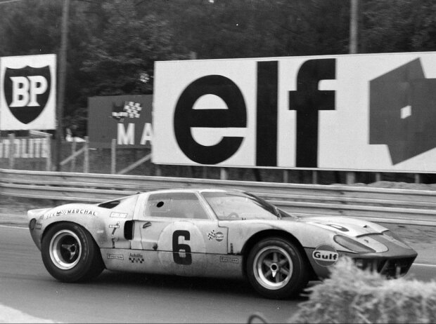 Jacky Ickx, Jackie Oliver, Ford GT40