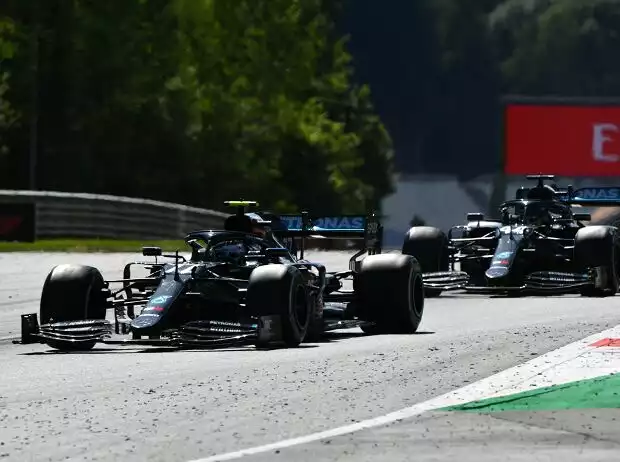 Valtteri Bottas, Lewis Hamilton Titel-Bild zur News: Valtteri Bottas, Lewis Hamilton