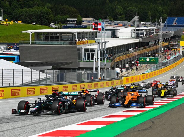 Titel-Bild zur News: Lewis Hamilton, Max Verstappen, Carlos Sainz, Valtteri Bottas