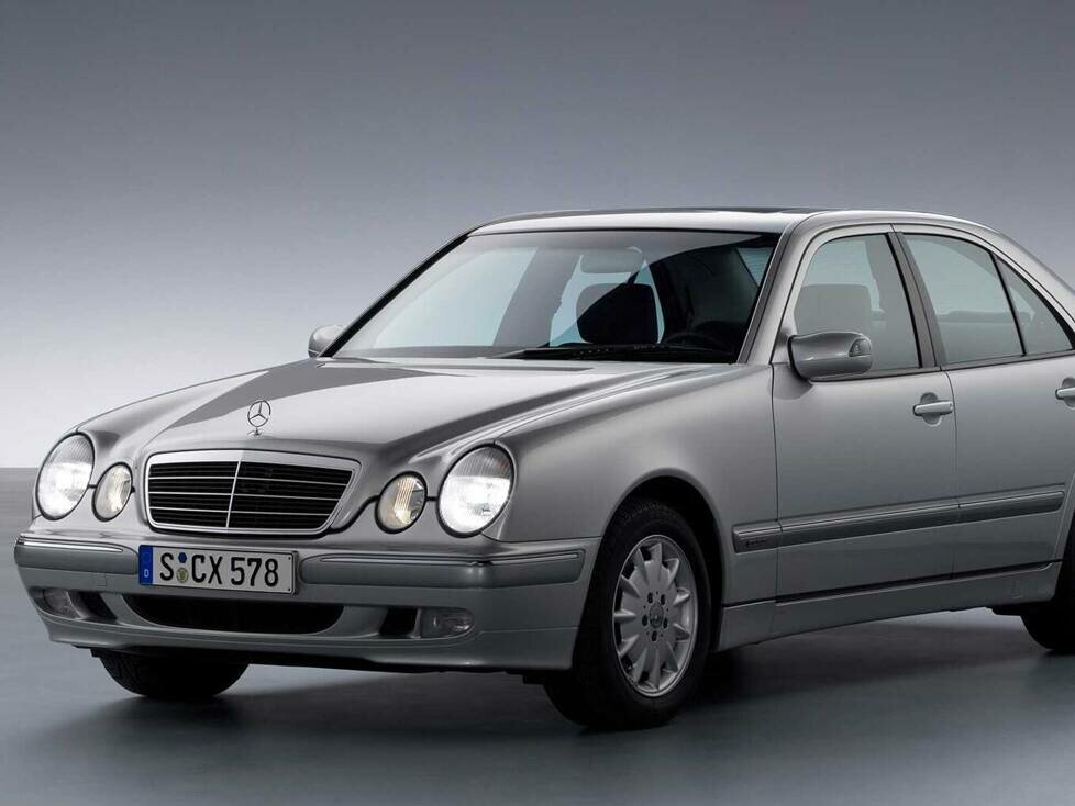 Silberjubiläum: 25 Jahre Mercedes-Benz E-Klasse der Baureihe 210