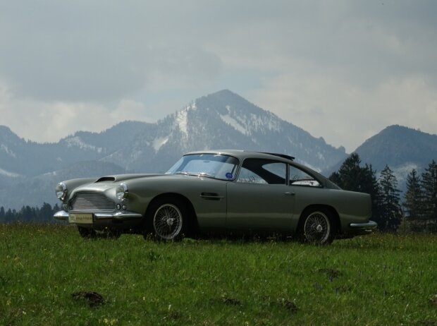 Aston Martin DB4 Aston Martin DB4